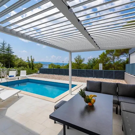 Dolores By El-pi Tours 빌라