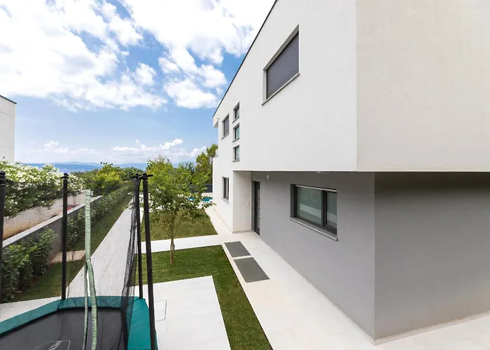 Vila Dolores By El-pi Tours Malinska