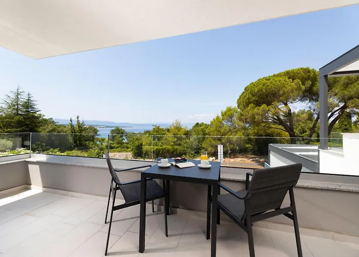 Vila Dolores By El-pi Tours Malinska