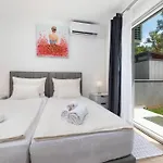 Villa Dolores By El-pi Tours Malinska
